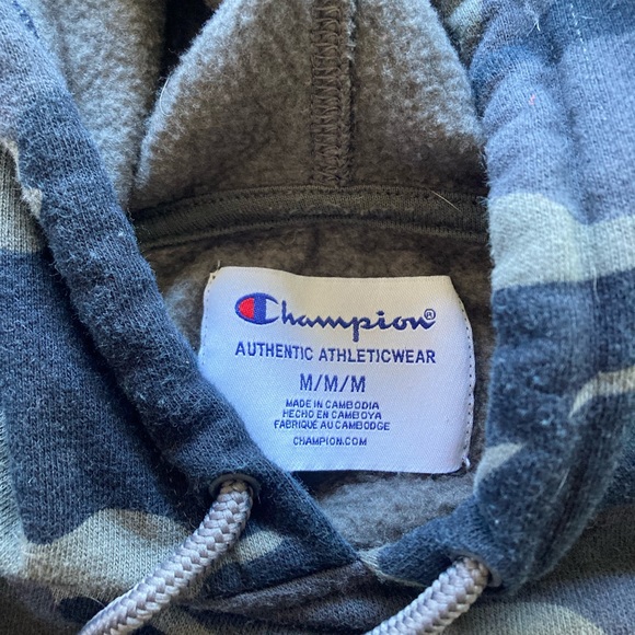 Champion Camo Womens M hoodie ❕ - Picture 2 of 2